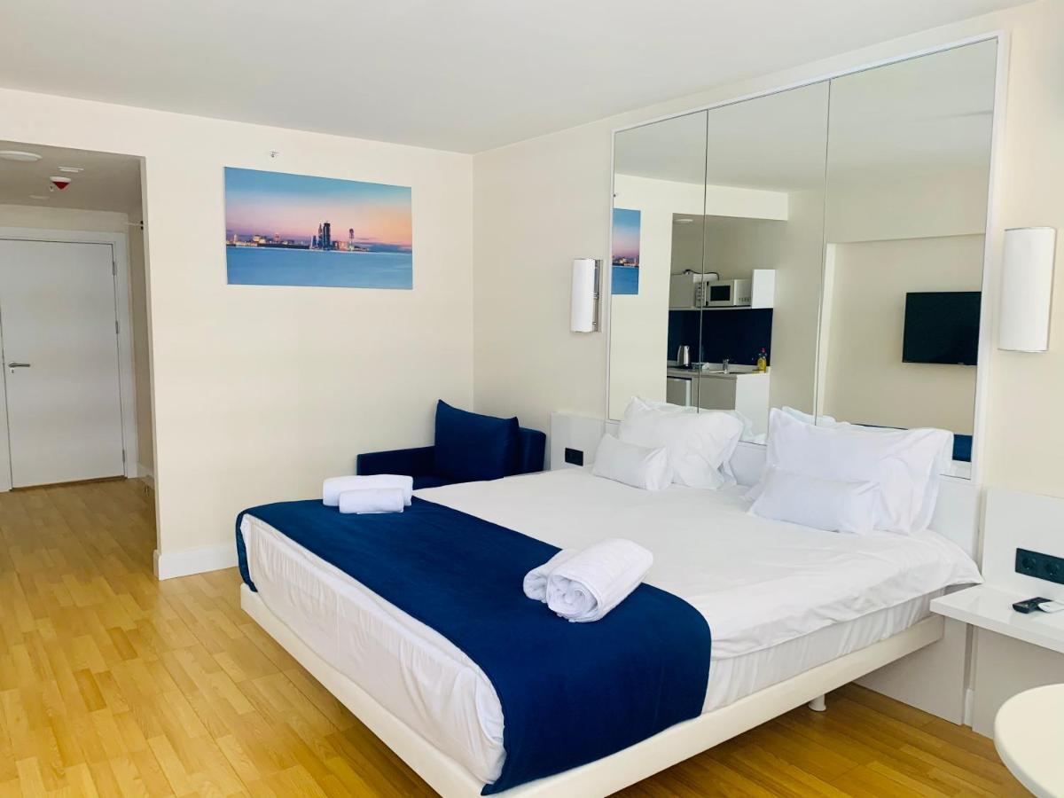 Royal Sea Breeze Apartments Batoumi Extérieur photo