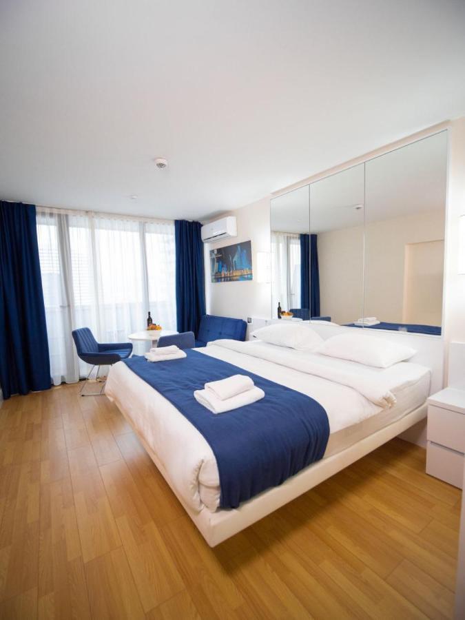 Royal Sea Breeze Apartments Batoumi Extérieur photo