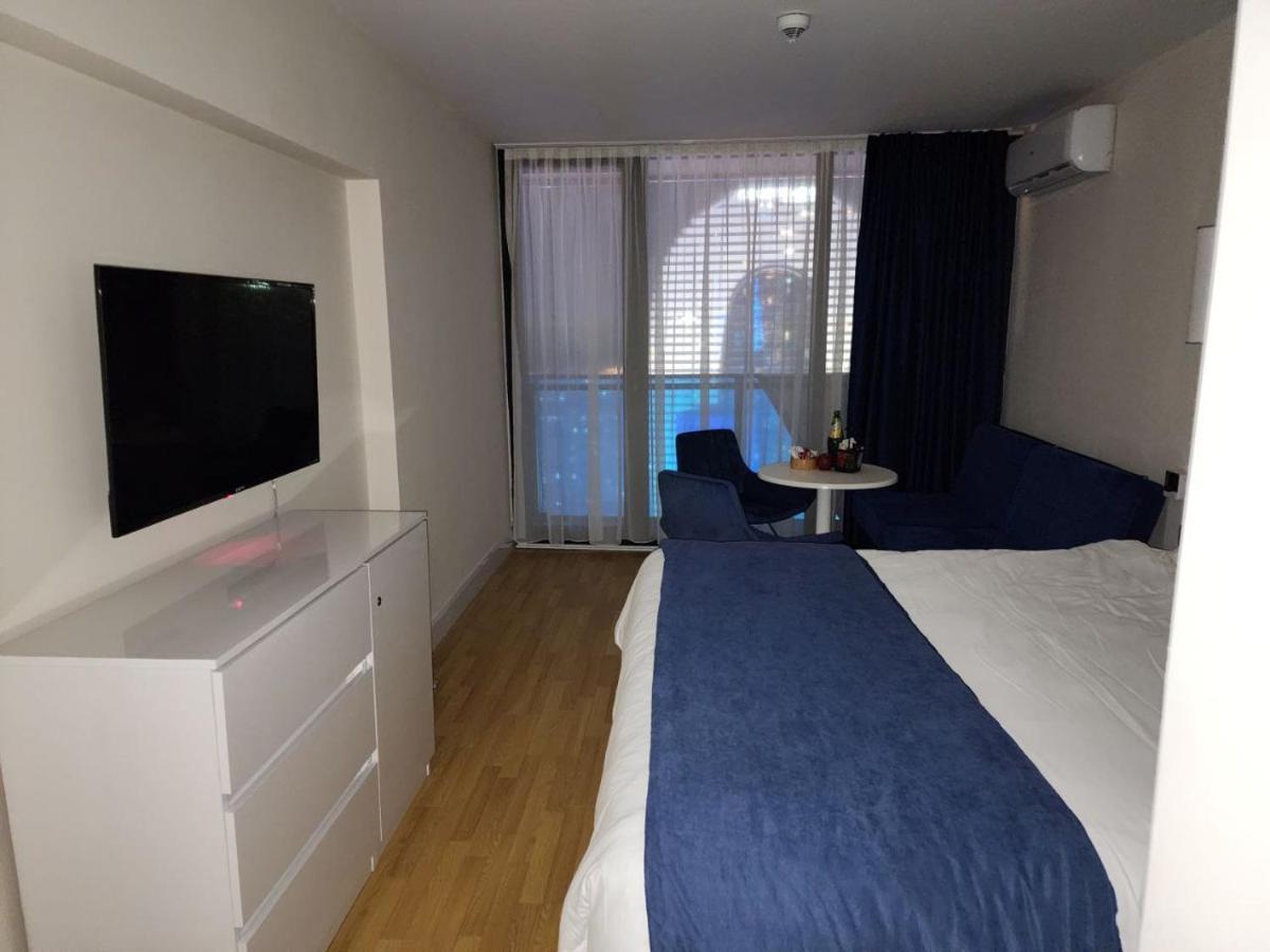 Royal Sea Breeze Apartments Batoumi Extérieur photo