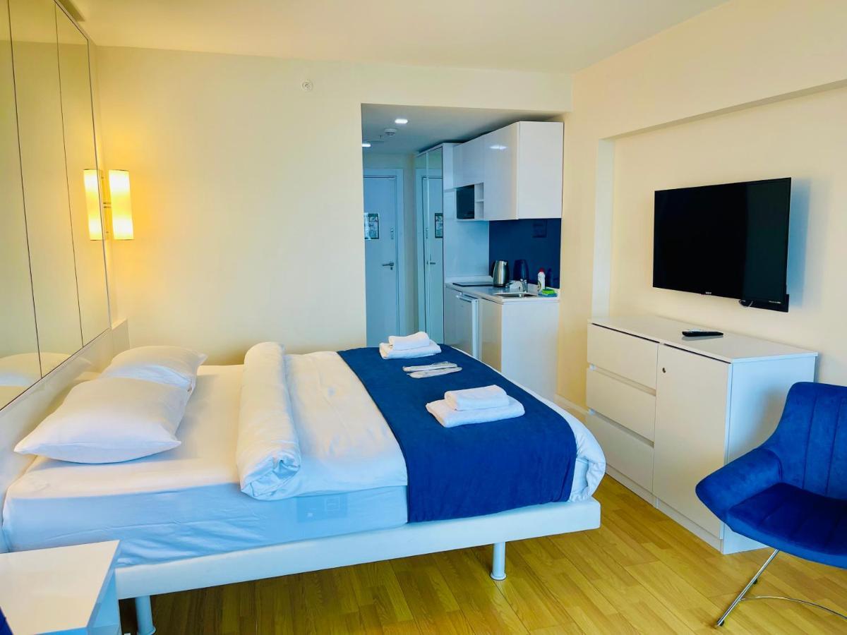 Royal Sea Breeze Apartments Batoumi Extérieur photo
